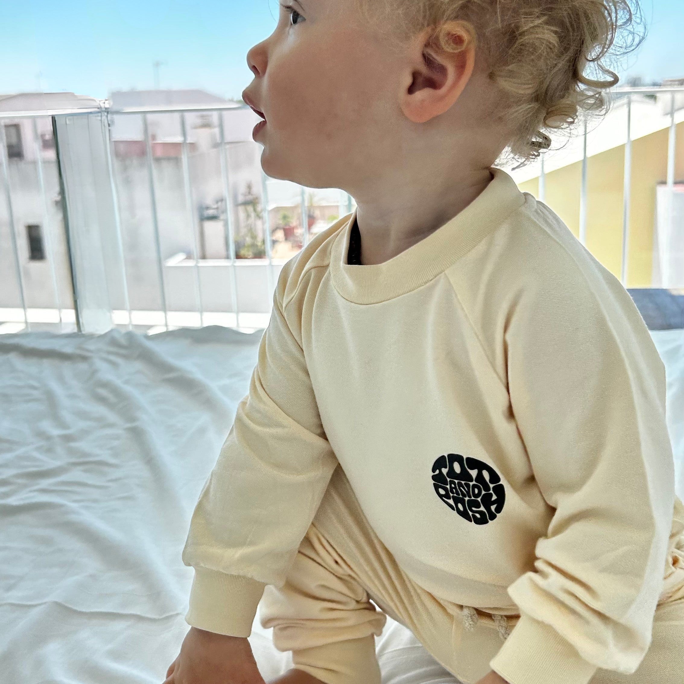 Viajar con bebés: la ropa más práctica y cómoda