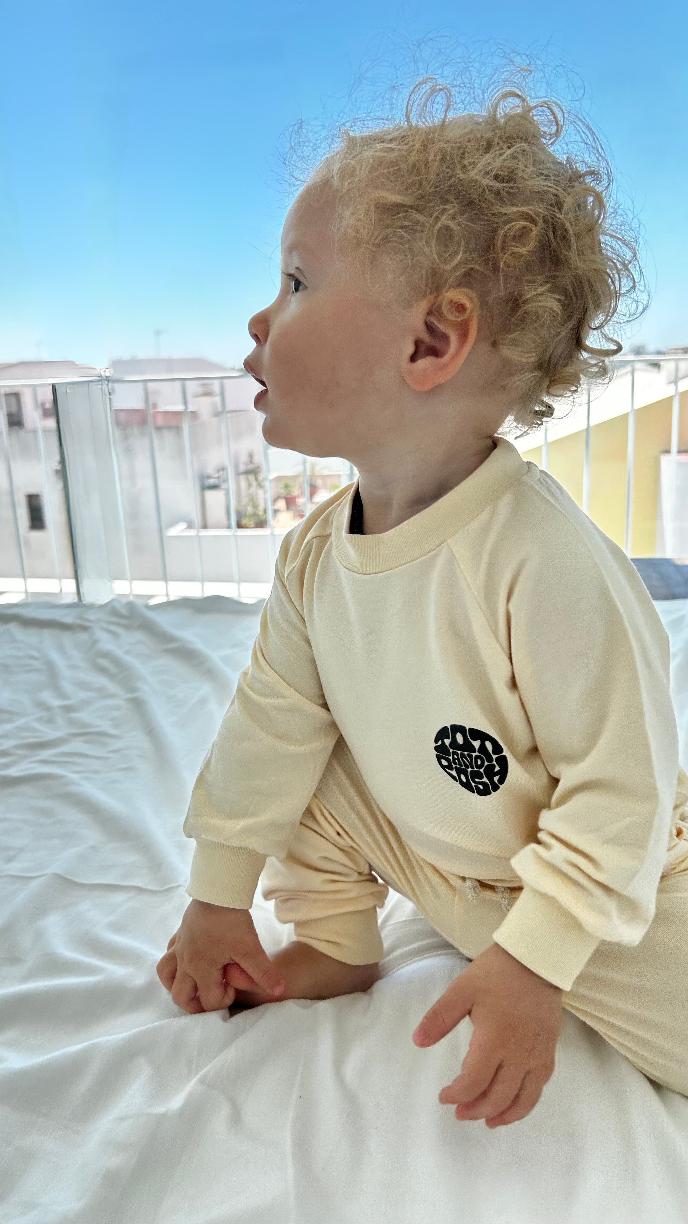 Viajar con bebés: la ropa más práctica y cómoda