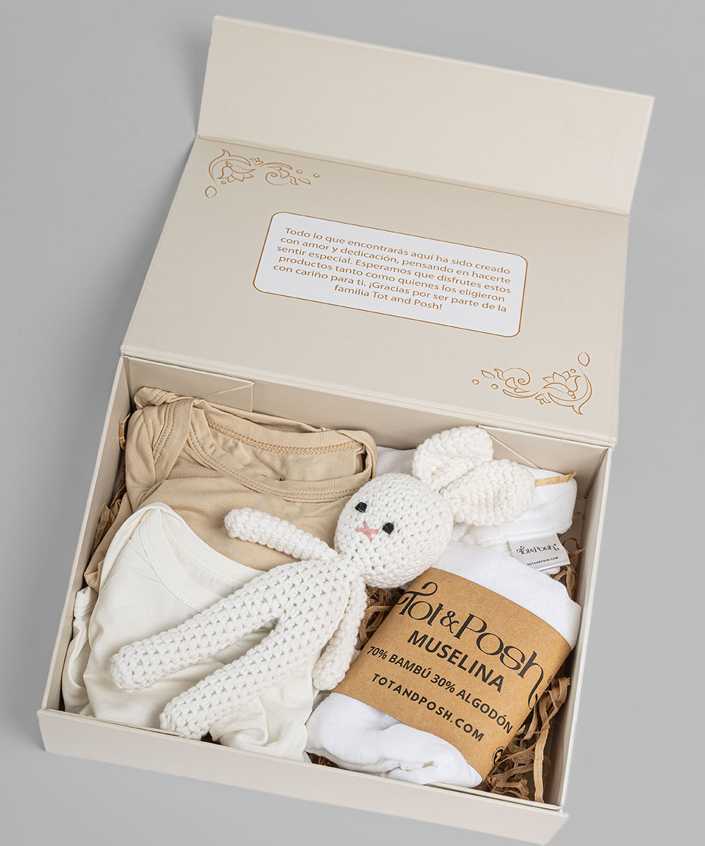 Tot and Posh Blanco Gift Box Primera Muda de Bambú.