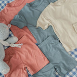 Tot and Posh Conjunto Liso Corto