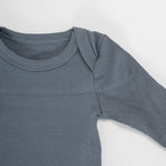 Tot and Posh Gris Azul / 0-3M Body de Bambú y algodón Ribbed 250