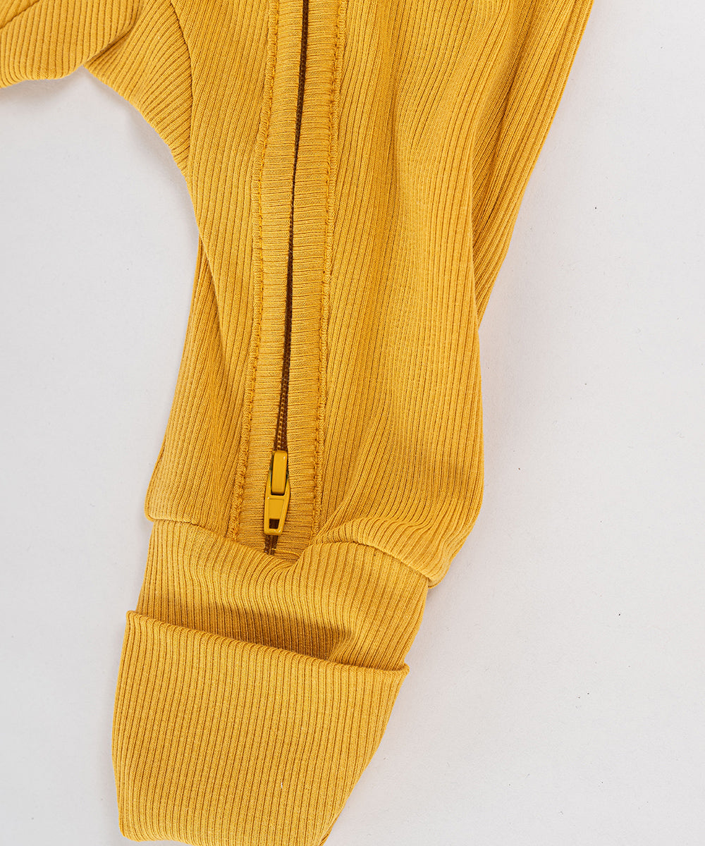Tot and Posh Mostaza / 3-6M Romper Bambú y Algodón  Ribbed 250.